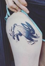 Lop кролика татуювання дівчина чорний кролик татуювання малюнок на стегні