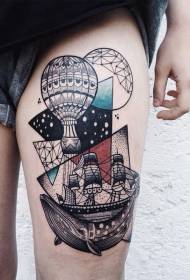 Obojeni kita u stilu smeća s brodskim uzorkom tetovaža