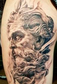 Tattoo mitoloji karaktè ti fi demach sou nwa mitoloji gri karaktè tatouage foto