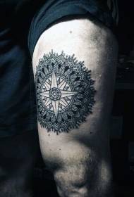 Coscia nera delicata con motivo a tatuaggio alla vaniglia
