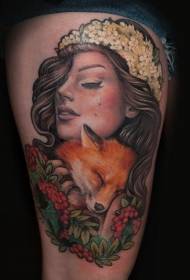 Noha barva pláč žena s fox tetování vzorem