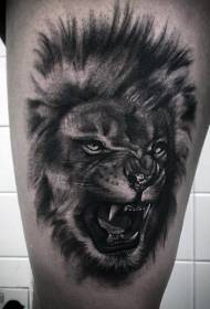 Stegno realistično črno sivo treskajoč tiger tatoo vzorec