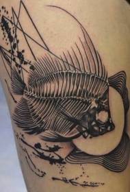Modelul de tatuaj cu scheletul de pește negru mare