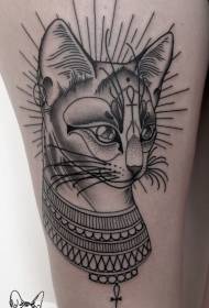 大腿雕刻風格黑色埃及貓與符號紋身圖案