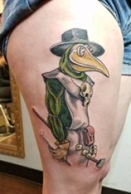 Cosce di scolaretta dipinte ad acquerello schizzo creativo anatra tatuaggio immagine del tatuaggio