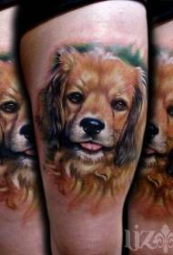 Coxa estilo realista colorido engraçado cão \\ u200b \\ u200bportrait padrão de tatuagem