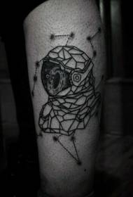 Теленок черный геометрический космонавт с татуировкой звезды
