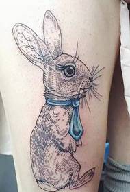 Тетоважа со цртани филмови со долги уши