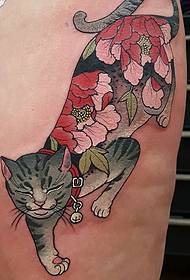 Augšstilbi, japāņu stils, tetovējums, kaķu tetovējums