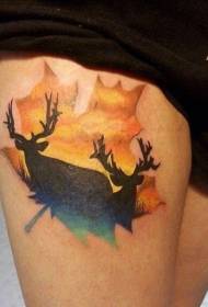 Pootkleur esdoornbladvormig eland tattoo-patroon