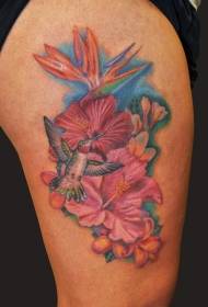 Brillanti fiori hawaiani è mudellu di tatuaggi di coscia d'uccello