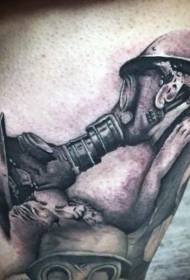 Uewerschenkel dreemen schwaarz gro Koppel Gasmask Tattoo Muster