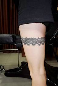 大腿3d蕾絲紋身紋身很個人