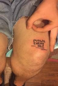 Chlapci stehna na černé jednoduché linie kreativní anglické tetování obrázky
