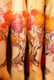 Arm waterverf oulike groot boom tattoo patroon