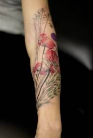 Ženská ruka čerstvé přírodní barvy wildflower tetování vzor