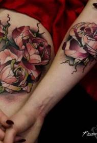 हात आणि मांडीसाठी ठराविक रंगाचे भूमितीय गुलाब टॅटू नमुना