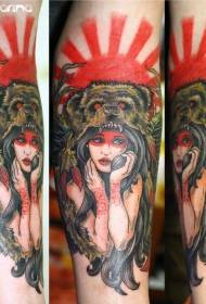 Arm mpya ya rangi ya rangi shetani hubeba kichwa cha mwanamke tattoo