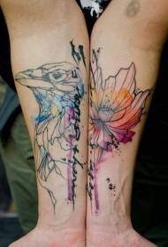 braccio carino linea nera con motivo tatuaggio acquerello uccello