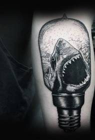 metszet stílusú fekete cápa izzó tetoválás minta