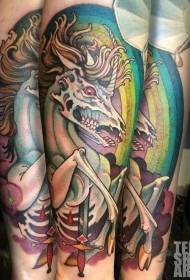 Impresionante tatuaje de unicornio zombie de color de la vieja escuela