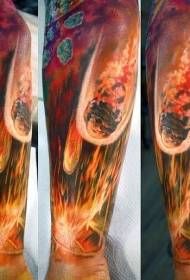 Rankos svajingas tikroviškas spalvų meteorų dušo tatuiruotės modelis