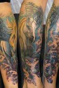 Ruka stil ilustracije u boji Pegasus tetovaža uzorak