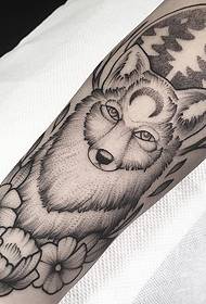 Little wolf head flower tattoo tattoo pattern