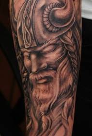 Bra pòtrè reyalis nan tatoo nan pòtrè Viking