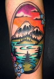 Шарена шема на тетоважи во боја на планински езерски бои