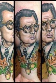 Gaya lama lengan bergaya tato potret lelaki yang berwarna-warni