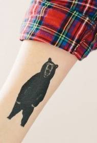 Kar fekete medve tetoválás minta