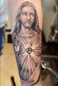 Modello realistico del tatuaggio di Gesù lucido