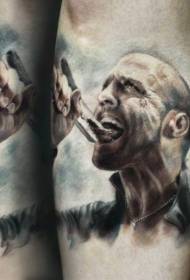 Ang Labi nga Realismo nga Estilo sa kolor sa Linya nga Jason Statham Tattoo