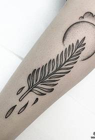Modello di tatuaggio foglia punto braccio piccolo