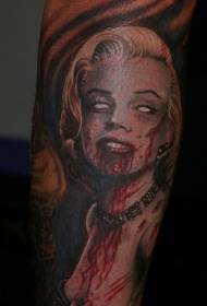 Rokas krāsas asiņainas zombiju sievietes tetovējuma raksts