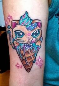 Braccio colorato stile nuovo gattino e tatuaggio gelato