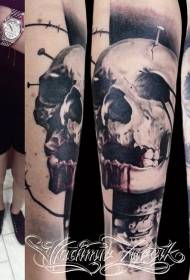 Arm modellu tatuu di craniu in stile mudernu