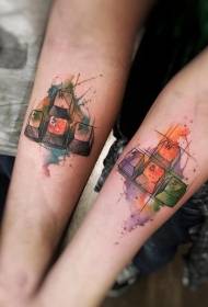 Braccio stile acquerello tastiera tatuaggio
