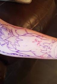 Chinchilla tatuaxe patrón pequeno brazo en totoro e imaxes de tatuaxe