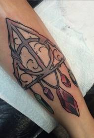Uzbrój stary tatuaż kolorowy trójkąt wzór tatuażu
