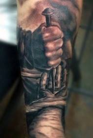 Braccio marrone realistico modello di tatuaggio a mano in stile religioso