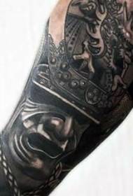 Modello braccio tatuaggio Samurai asiatico bianco e nero