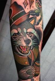 Bra nouvo tradisyonèl style ki gen koulè pal fimen ti raccoon tatoo