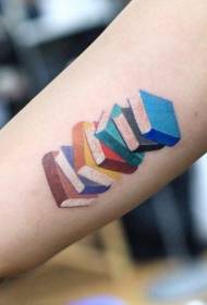 Braccio fresco, pallido, modello di tatuaggio del libro pallido