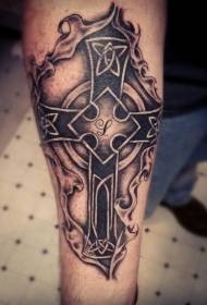 Msalaba mwembamba wa mkono na muundo wa tattoo ya barua