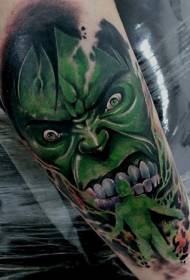 Hōʻikeʻike ʻo Hulina Hulk a me Green Green tattoo kiʻi kiʻi