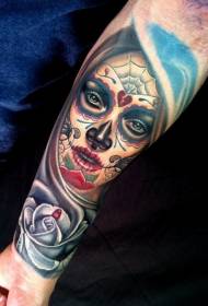 brazo gota sangre rosa y muerte santa chica tatuaje patrón