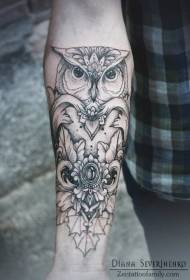 Arm Black Owl Zvishongo zveTatoo