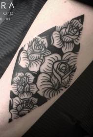 Arm schwarz Geometrische Formen mit verschiedenen floralen Tattoo-Mustern